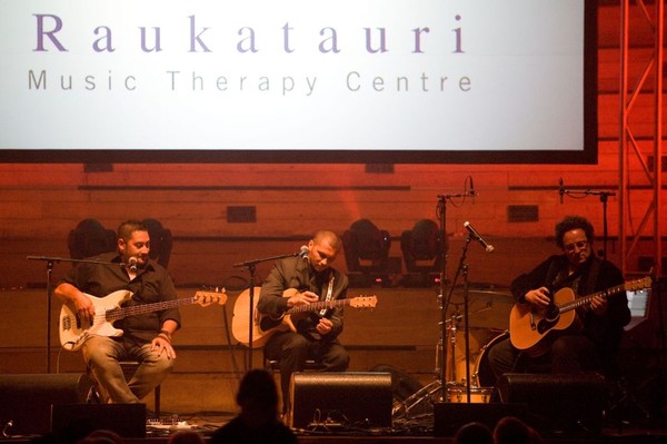 Opshop performs at RMTC fundraiser 2008